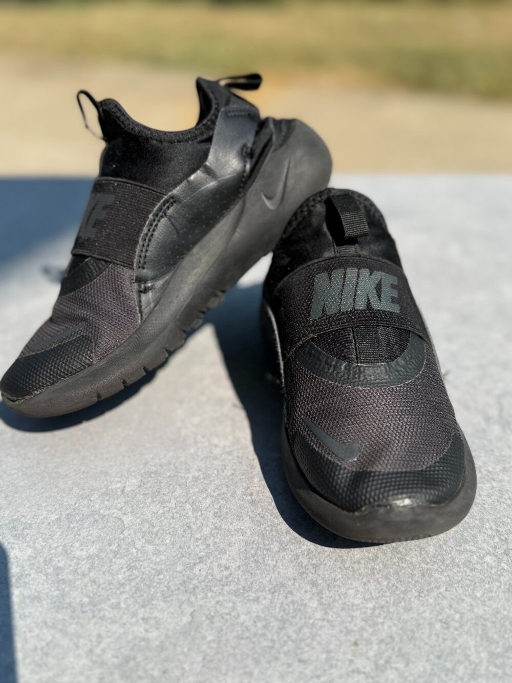 Nike Flex Runner 4 Kids 1Y Black Slip On Sporty Athleisure Running Sneakers 4174